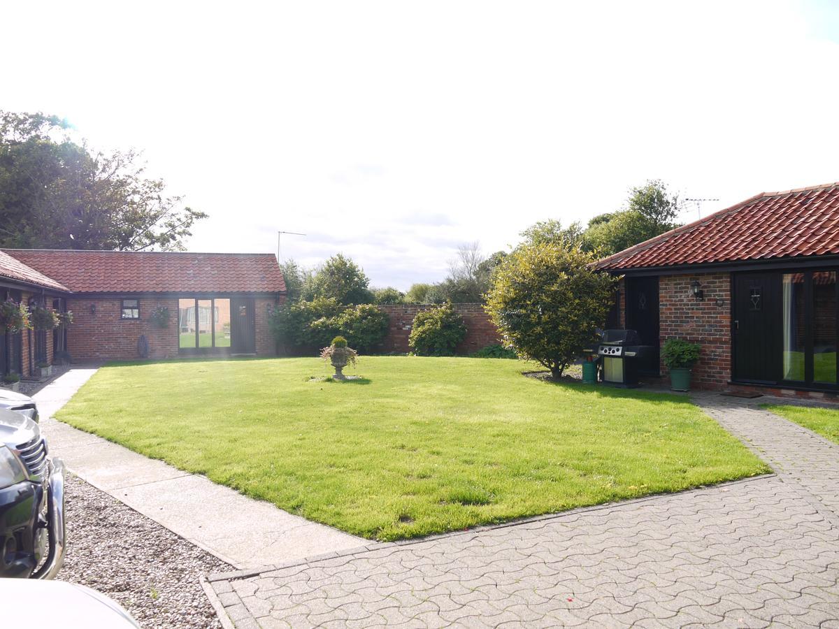 Barn Owl Lodge Lowestoft Exterior photo